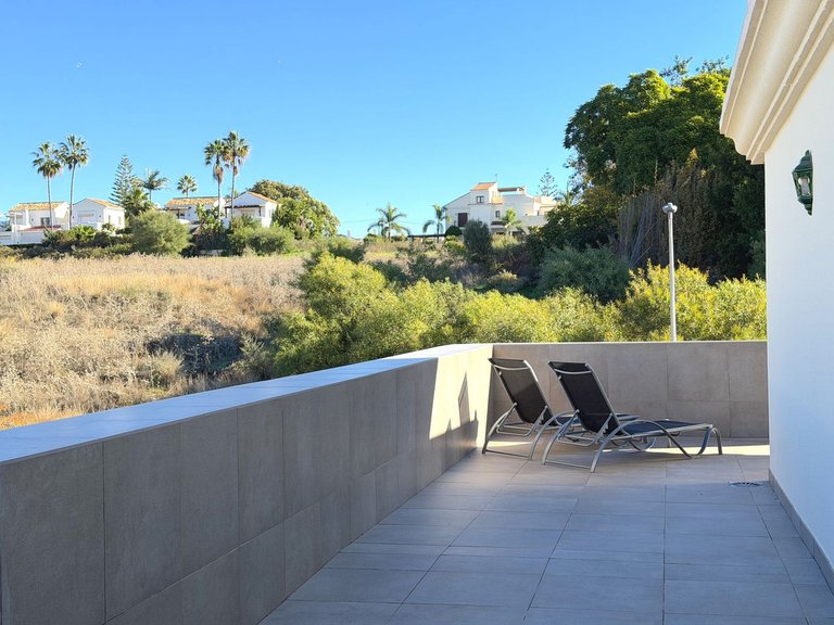 Apartment for Sale in Puerto Banús, Malaga 17