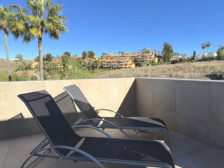 Apartment for Sale in Puerto Banús, Malaga 18