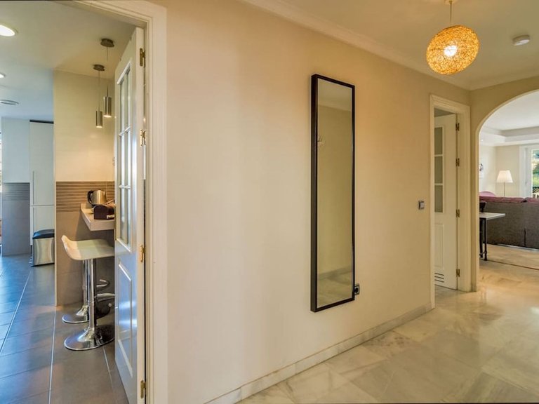 Apartment for Sale in Puerto Banús, Malaga 24
