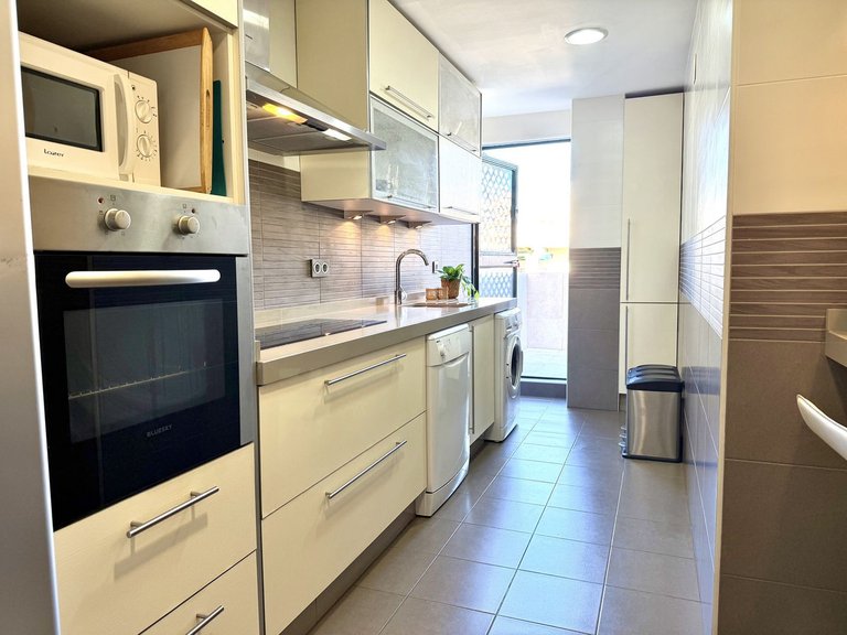 Apartment for Sale in Puerto Banús, Malaga 26