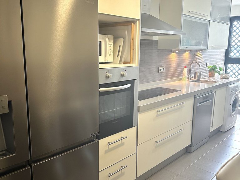 Apartment for Sale in Puerto Banús, Malaga 27