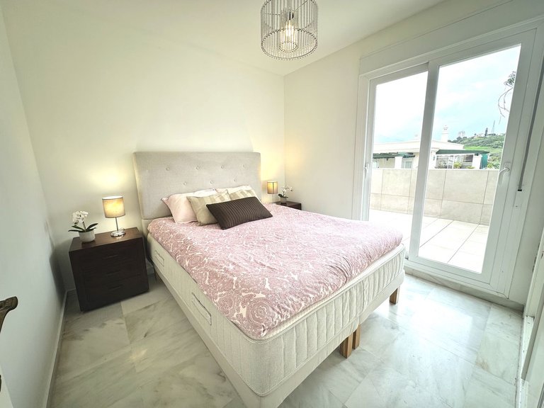 Apartment for Sale in Puerto Banús, Malaga 32