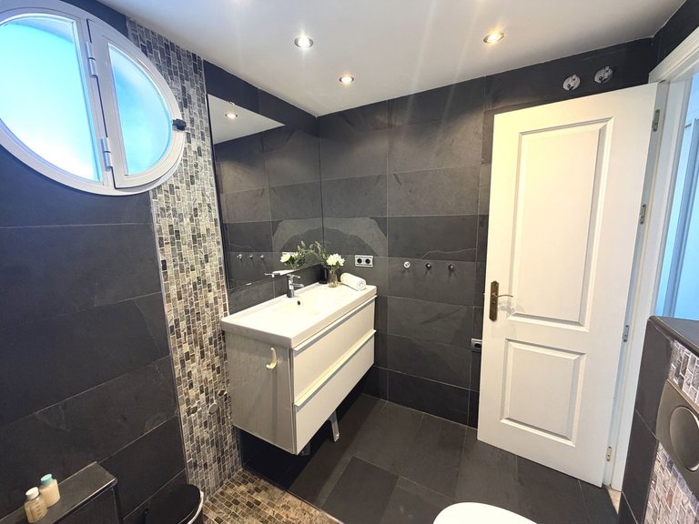 Apartment for Sale in Puerto Banús, Malaga 42