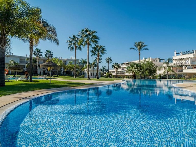 Apartment for Sale in Puerto Banús, Malaga 44