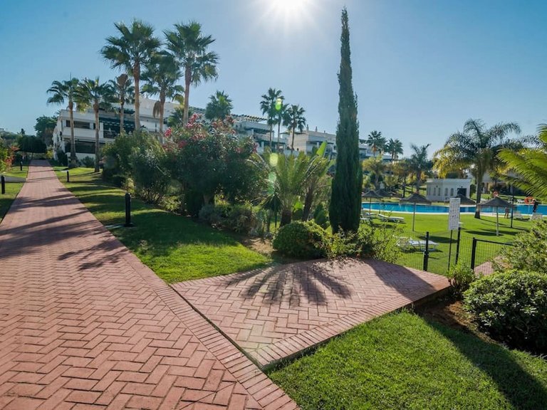Apartment for Sale in Puerto Banús, Malaga 5
