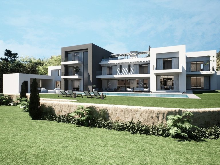 Villa for Sale in Sotogrande Alto, Cadiz 1