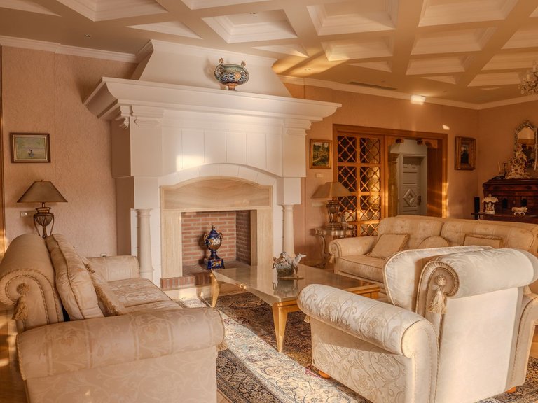 Villa for Sale in Nueva Andalucía, Malaga 15