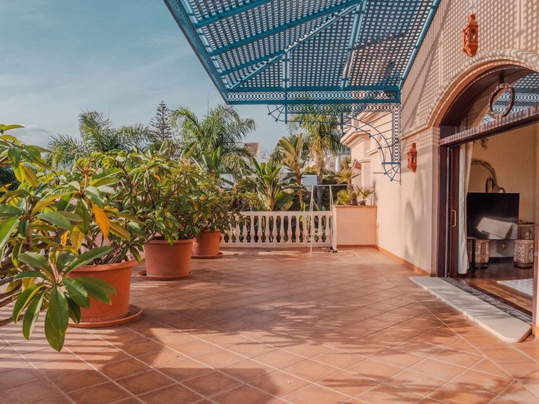 Villa for Sale in Nueva Andalucía, Malaga 43