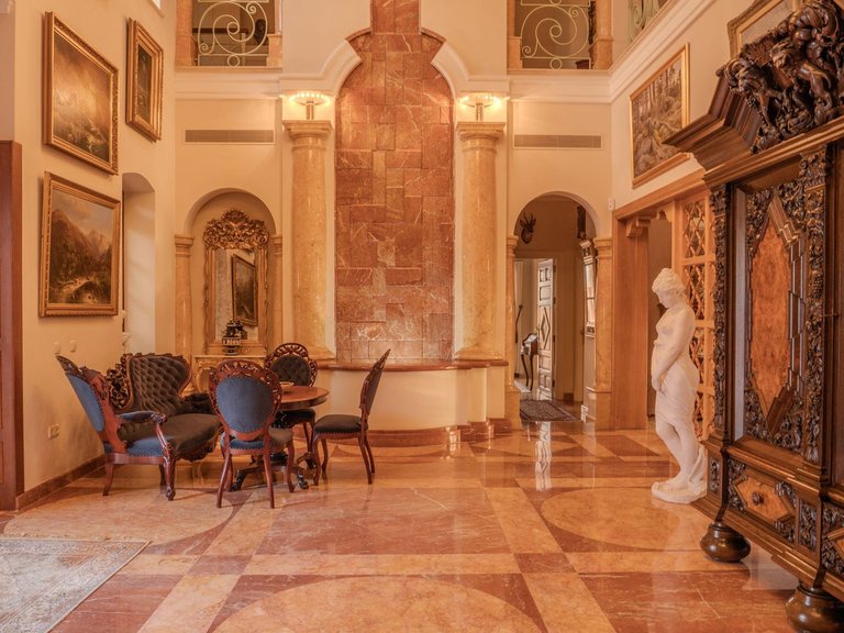 Villa for Sale in Nueva Andalucía, Malaga 50