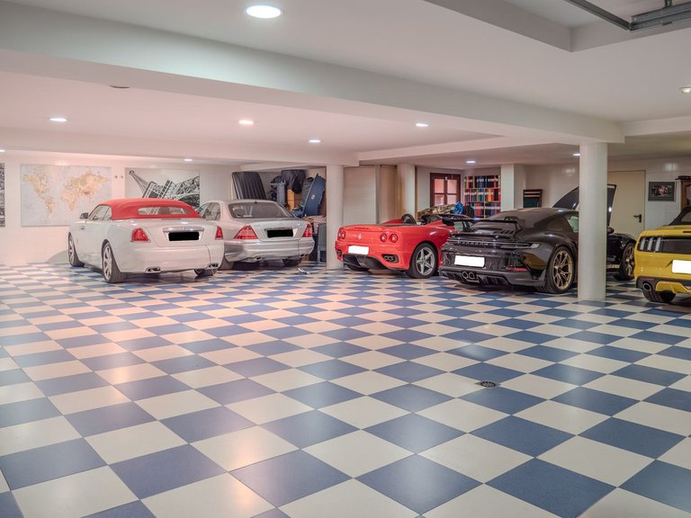 Villa for Sale in Nueva Andalucía, Malaga 57