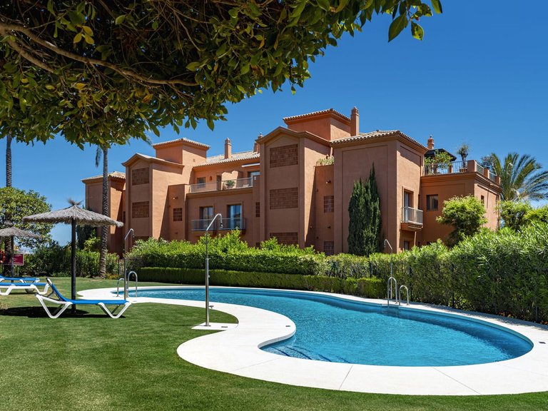 Apartment for Sale in Los Flamingos, Malaga 4