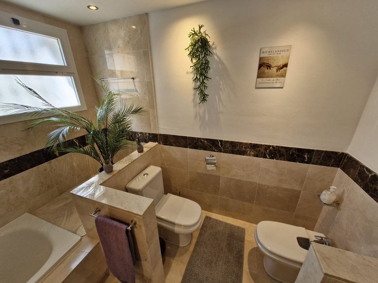 Apartment for Sale in Calahonda, Malaga 12