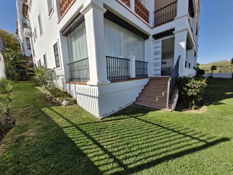 Apartment for Sale in Calahonda, Malaga 31