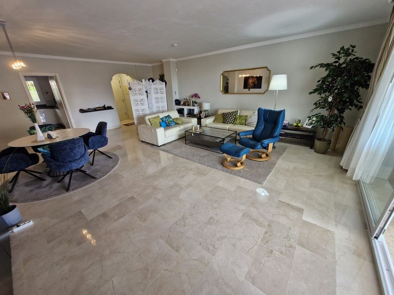Apartment for Sale in Calahonda, Malaga 8