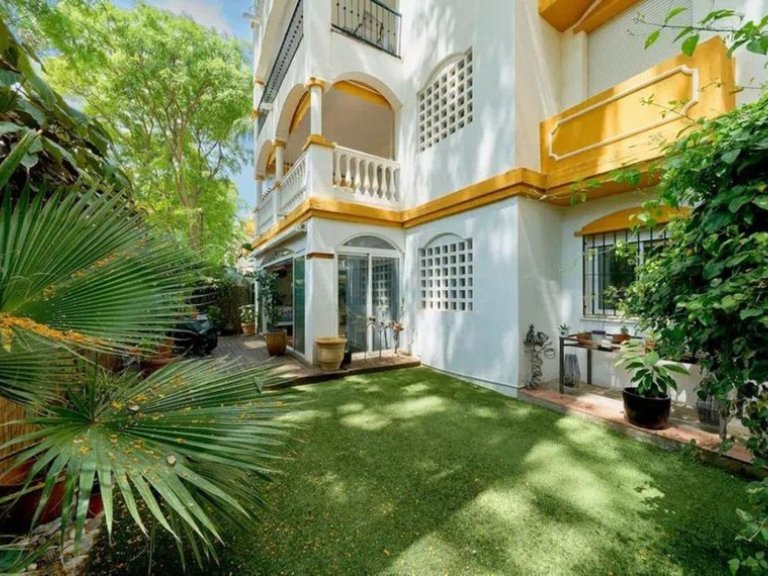 Apartment for Sale in Marbella, Malaga 1