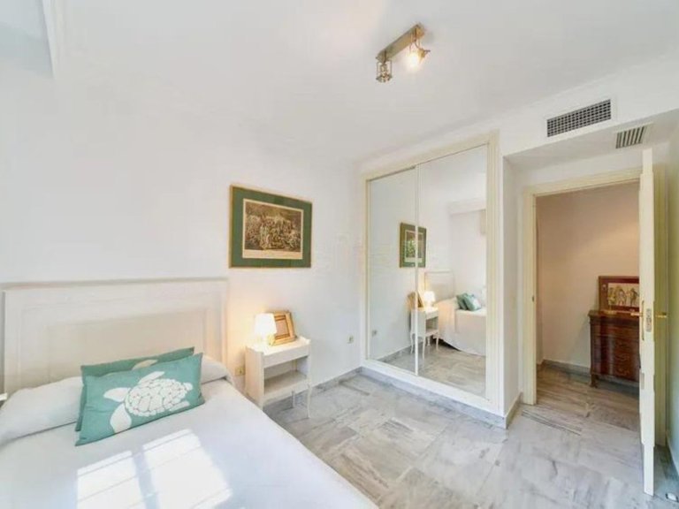Apartment for Sale in Marbella, Malaga 10