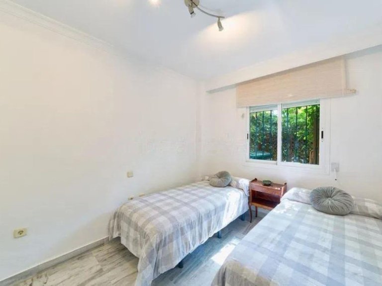 Apartment for Sale in Marbella, Malaga 11