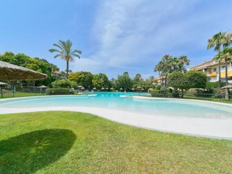 Apartment for Sale in Marbella, Malaga 14