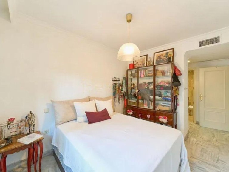 Apartment for Sale in Marbella, Malaga 18