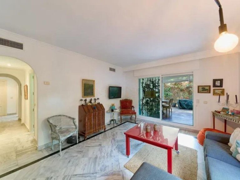 Apartment for Sale in Marbella, Malaga 22