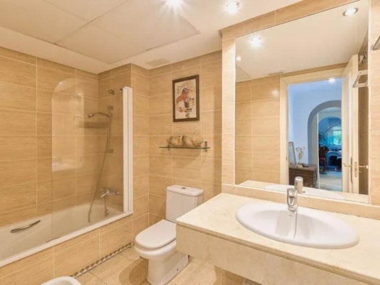 Apartment for Sale in Marbella, Malaga 8