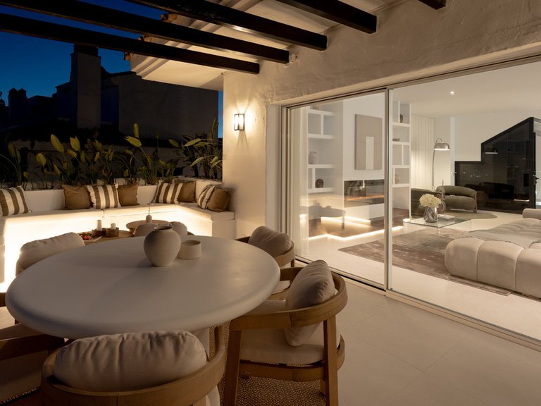 Apartment for Sale in Nueva Andalucía, Malaga 13