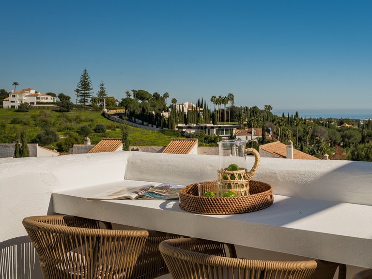 Apartment for Sale in Nueva Andalucía, Malaga 15