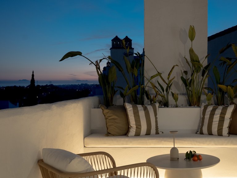 Apartment for Sale in Nueva Andalucía, Malaga 7