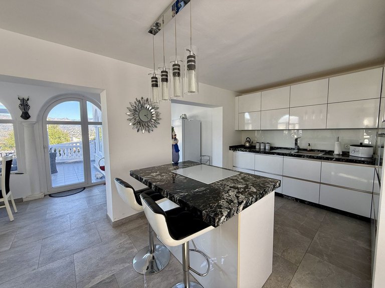 Villa for Sale in Cerros Del Aguila, Malaga 15