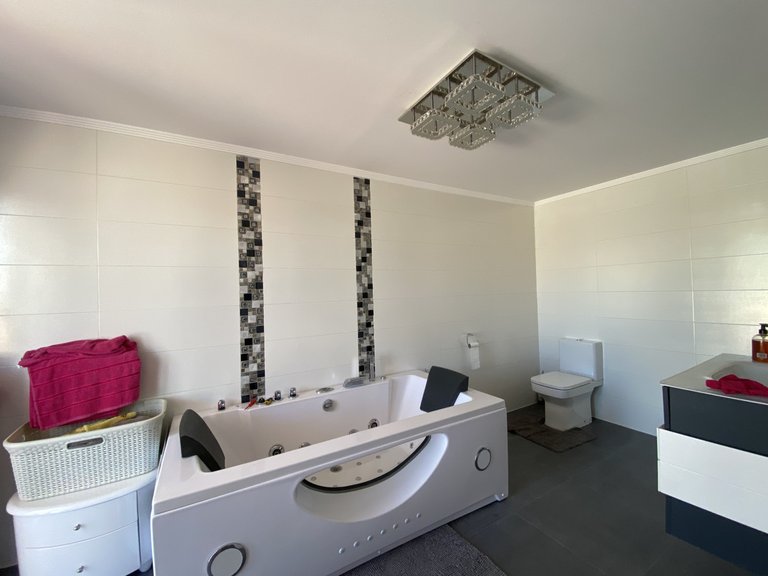 Villa for Sale in Cerros Del Aguila, Malaga 26