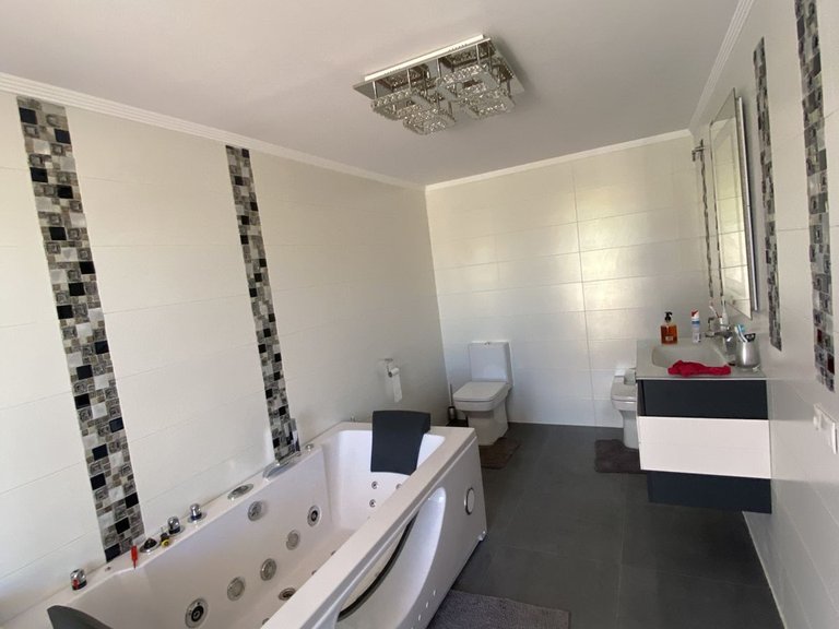 Villa for Sale in Cerros Del Aguila, Malaga 27