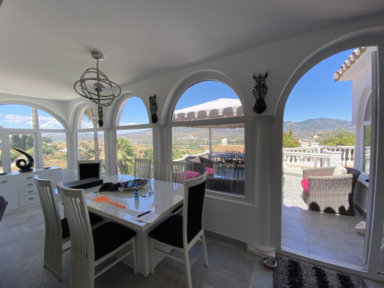 Villa for Sale in Cerros Del Aguila, Malaga 3
