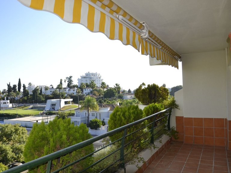 Apartment for Sale in Guadalmina Alta, Malaga 33