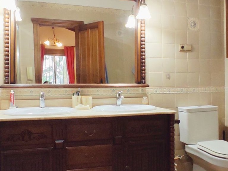 Villa for Sale in Alhaurín El Grande, Malaga 26