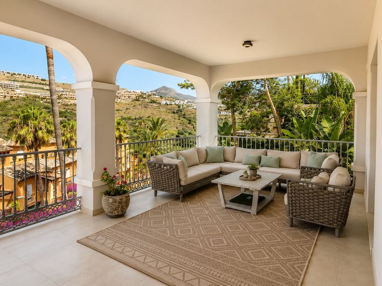 Villa for Sale in Benahavís, Malaga 14
