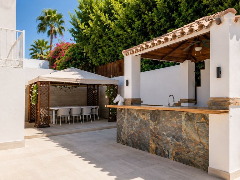 Villa for Sale in Benahavís, Malaga 26