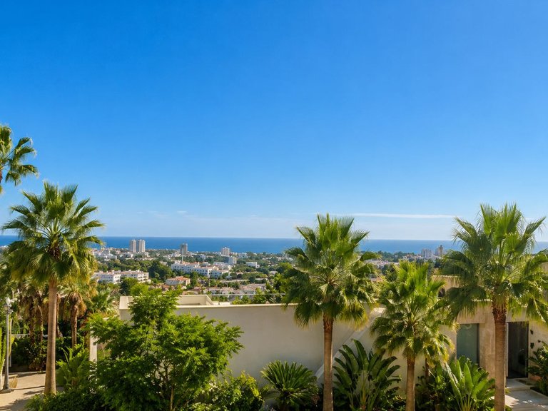Villa for Sale in Benahavís, Malaga 5