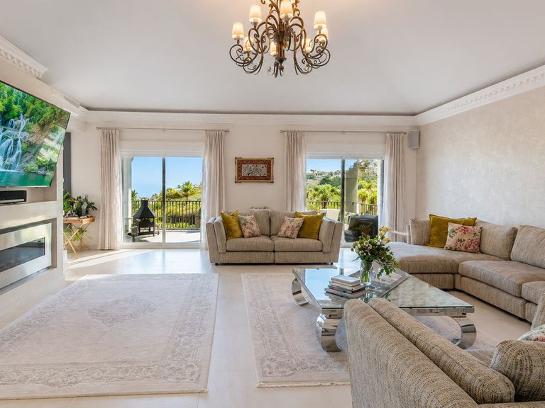 Villa for Sale in Benahavís, Malaga 7
