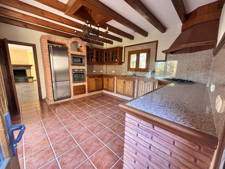 Villa for Sale in Estepona, Malaga 14