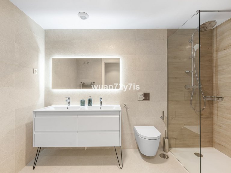 Apartment for Sale in Torremolinos, Malaga 32