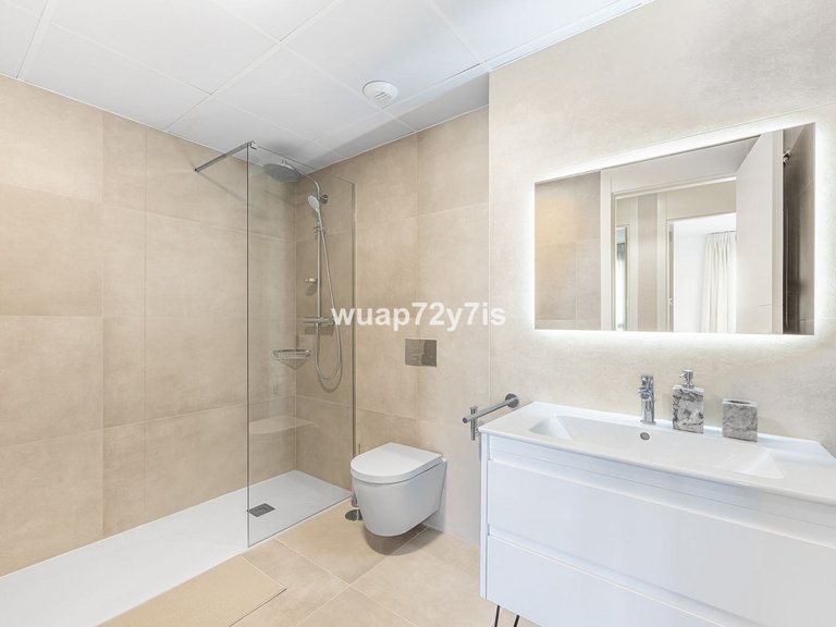 Apartment for Sale in Torremolinos, Malaga 35