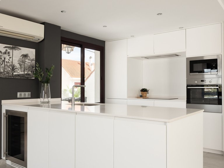 Apartment for Sale in Nueva Andalucía, Malaga 6