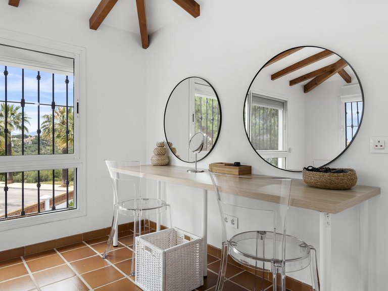 Villa for Sale in Las Chapas, Malaga 22