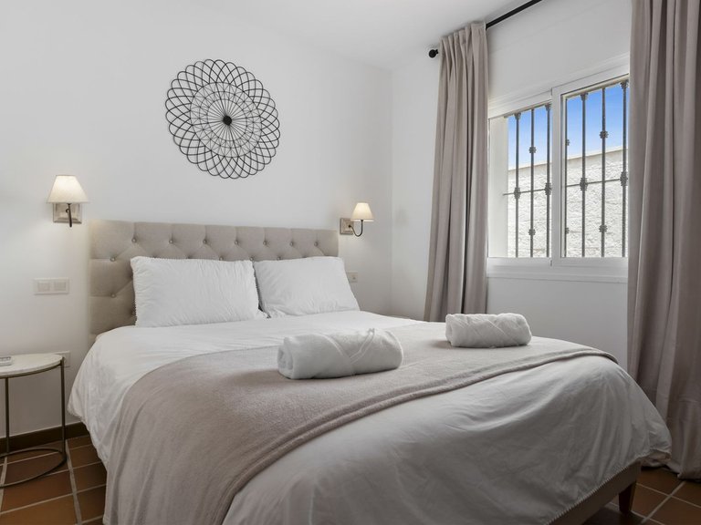 Villa for Sale in Las Chapas, Malaga 37