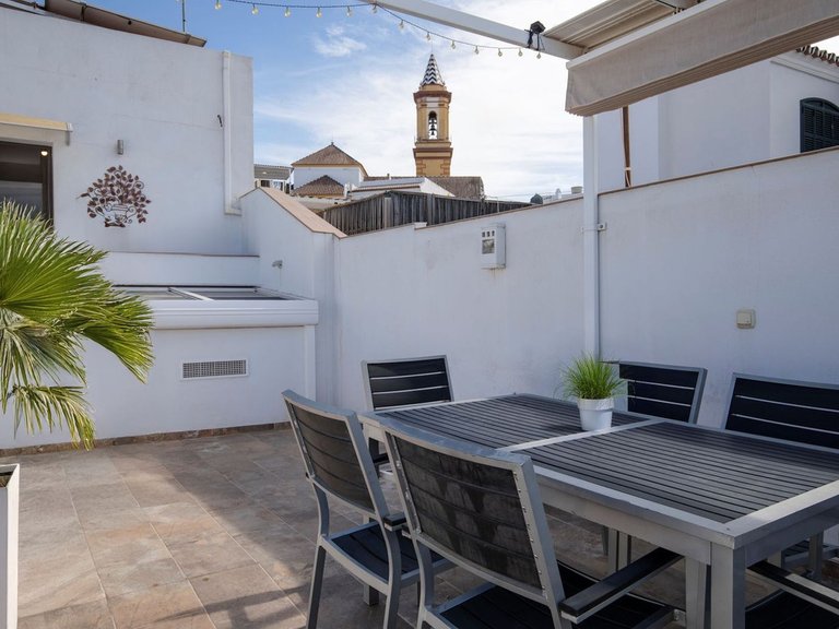 Villa for Sale in Estepona, Malaga 1
