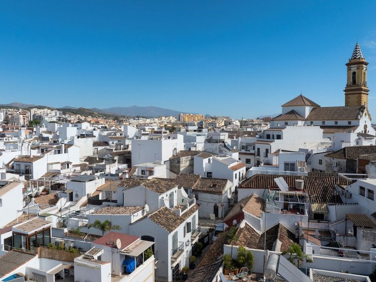 Villa for Sale in Estepona, Malaga 26