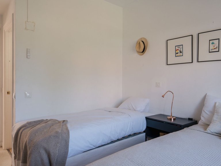 Apartment for Sale in Nueva Andalucía, Malaga 16