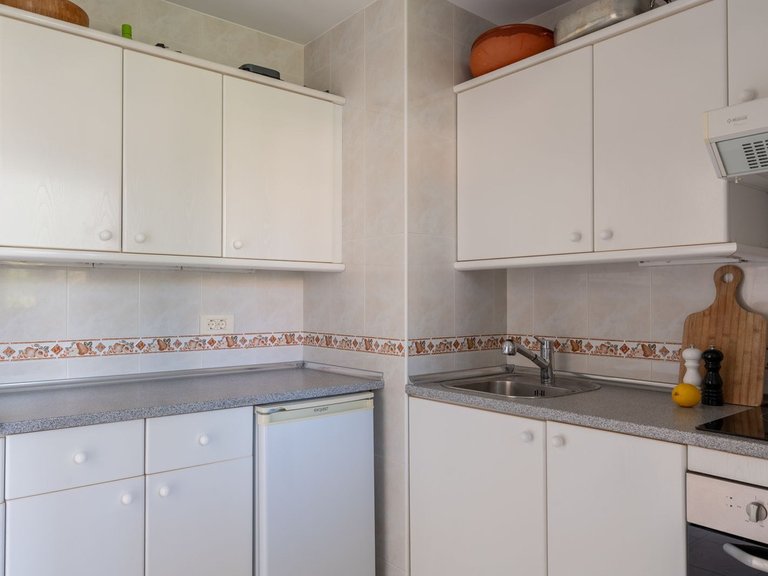 Apartment for Sale in Nueva Andalucía, Malaga 18