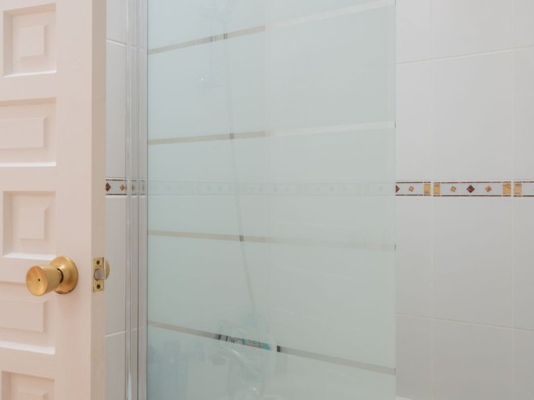 Apartment for Sale in Nueva Andalucía, Malaga 21
