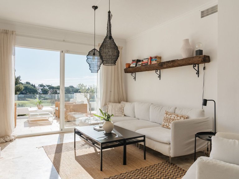 Apartment for Sale in Nueva Andalucía, Malaga 4